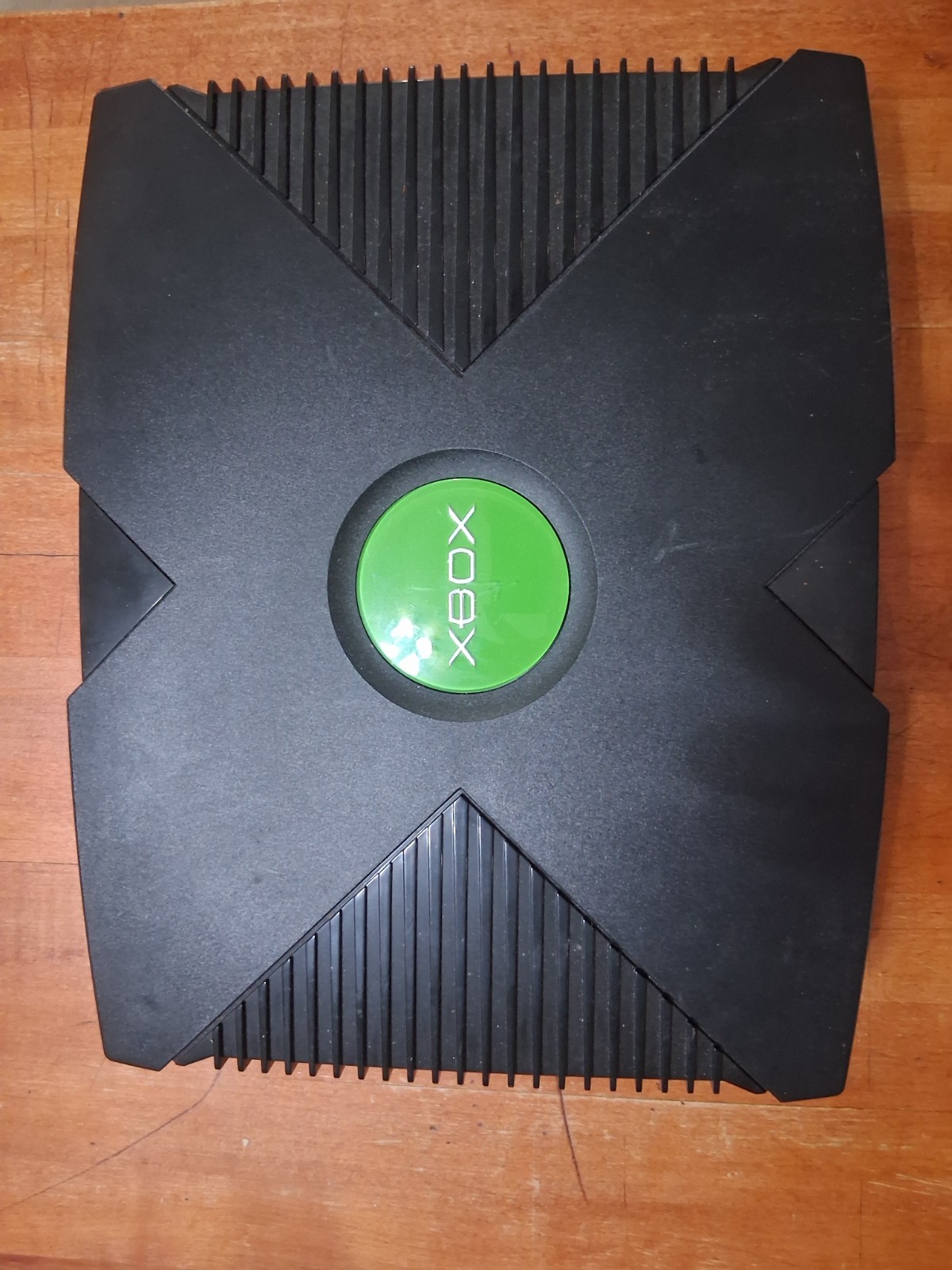 Original XBOX in working condtion Counsle, cables, a controller, 12 Games