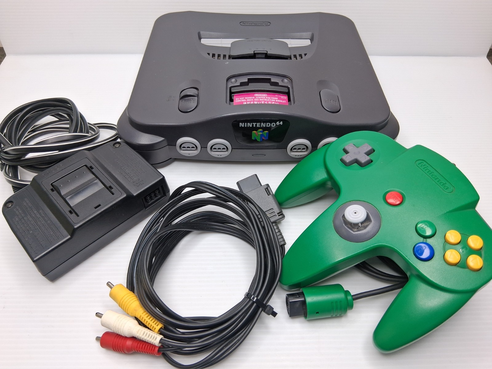 Nintendo N64 NUS-001 Black Console With OEM Green Controller & Cords Tested