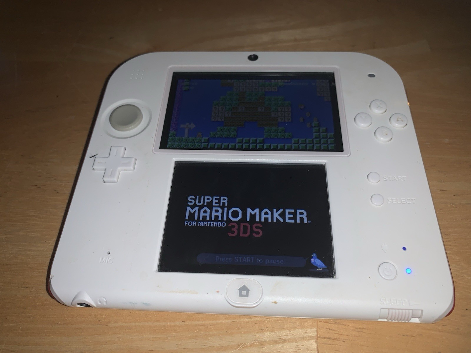 Nintendo 2DS Handheld Game Console FTR-001 White /Red With Charger & Case