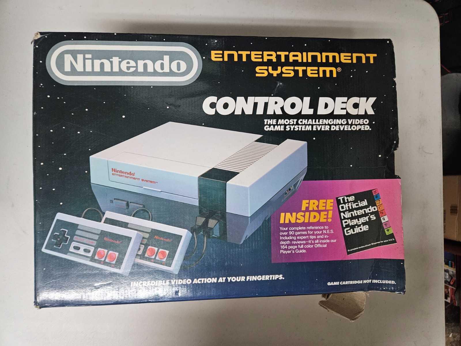 Nintendo NES Control Deck Home Console Gray 1988 w 2 Controllers In Box