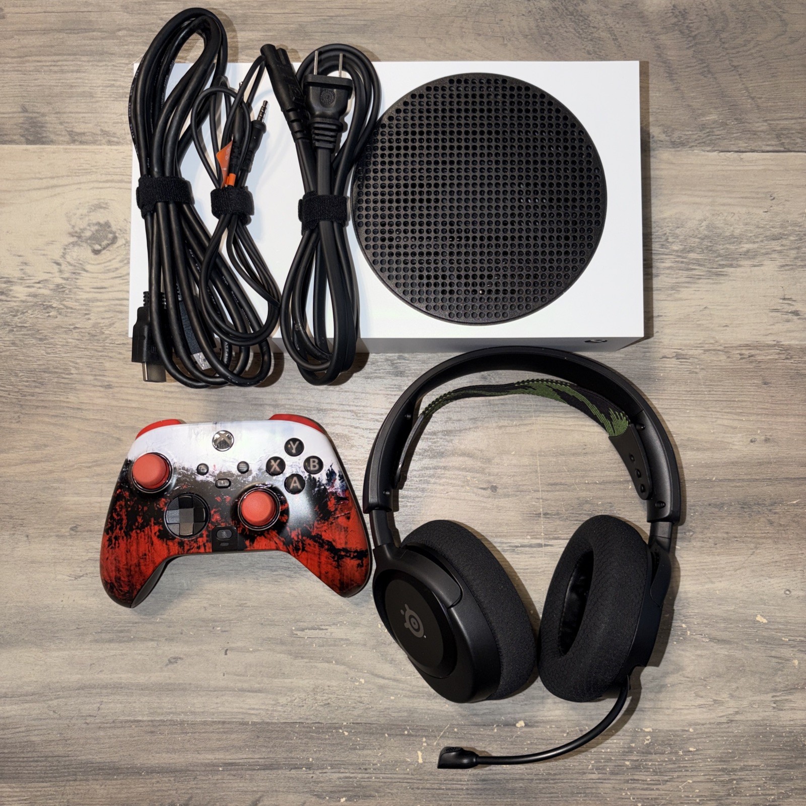 Microsoft Xbox SERIES S 512GB Console Bundle W Wireless Controller & Headset