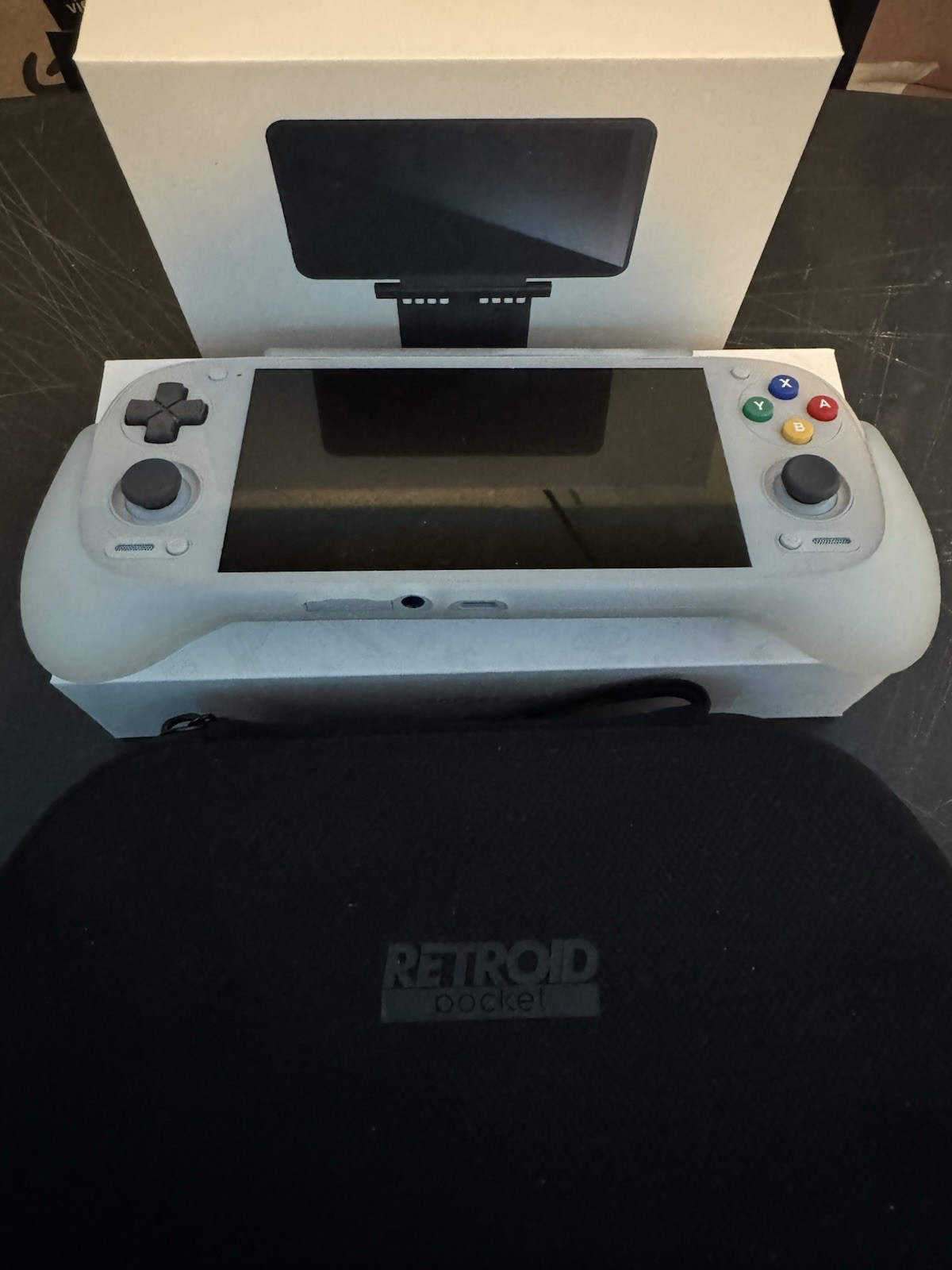 Retroid Pocket G2 handheld gaming console/ Dual screen/ 2 cases/ Official Grip