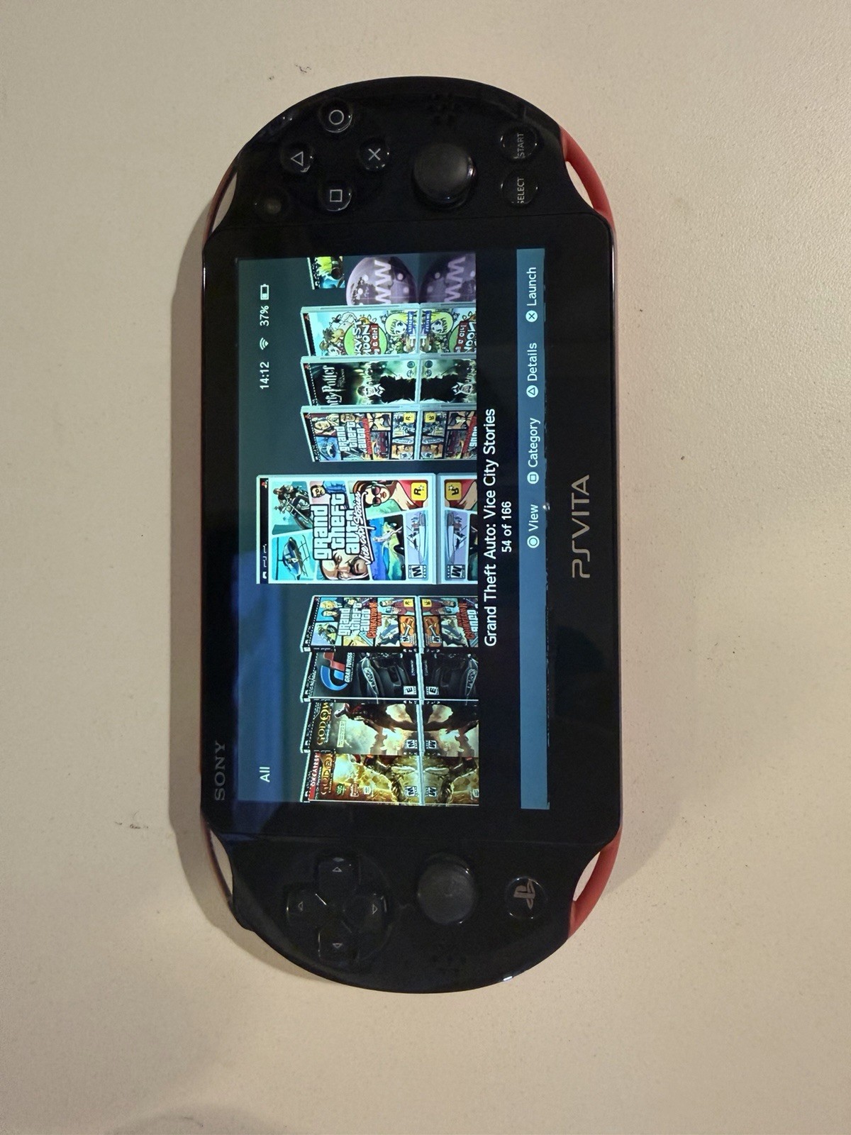 Sony PS Vita Black Pink Handheld System Wi-Fi Touchscreen Headphone Jack