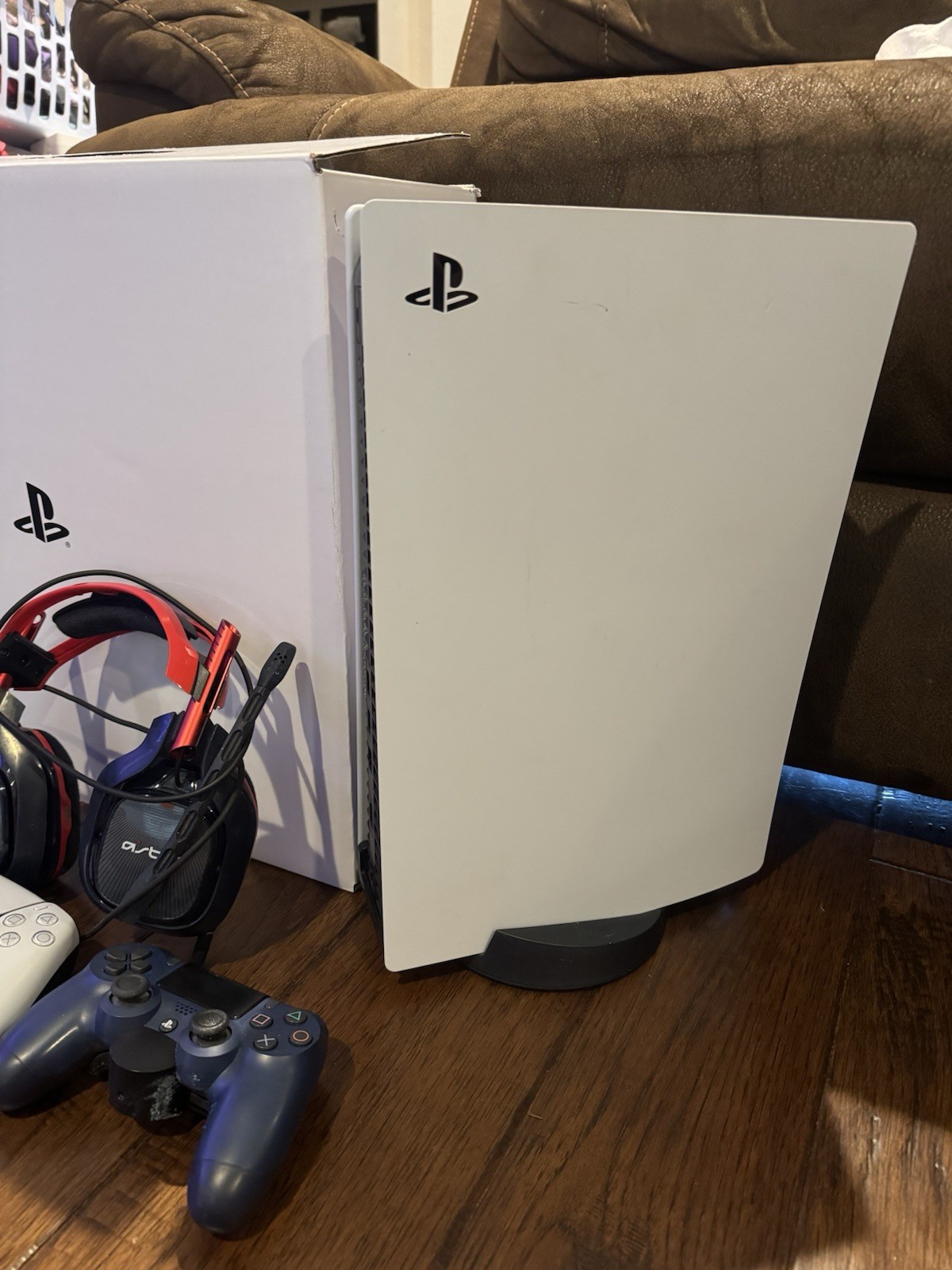 Sony PlayStation 5 PS5 825GB CFI-1215A Bundle 2 Controllers And Headset