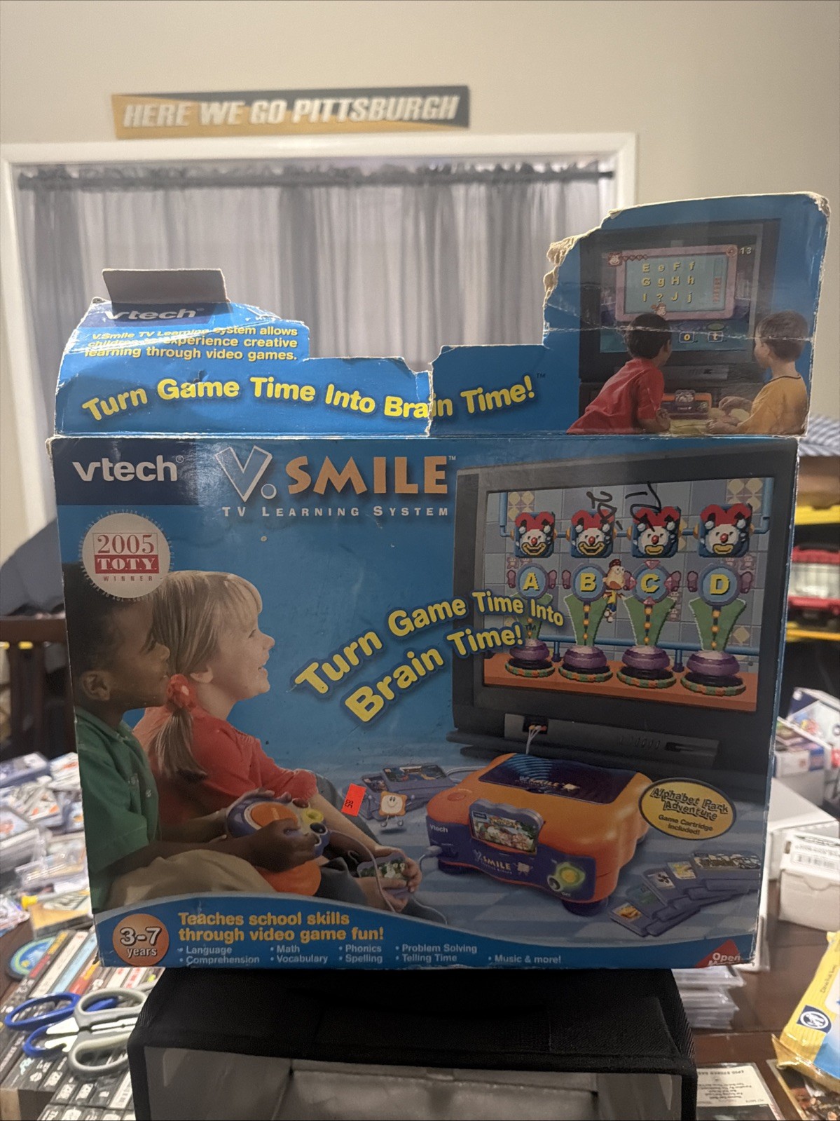 V Smile V Tech TV Learning System Console With Two Controllers And Game *Read*