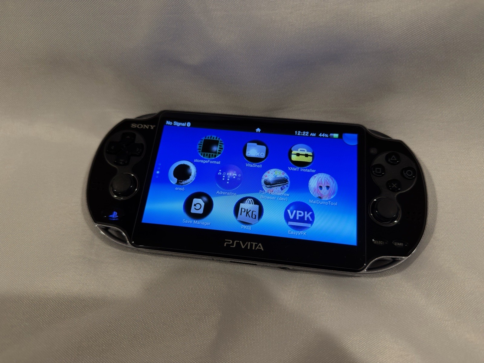 PlayStation Vita FW 3.60 OLED 4GB Memory 128GB SD2VITA Case Grip Bundle PCH-1101