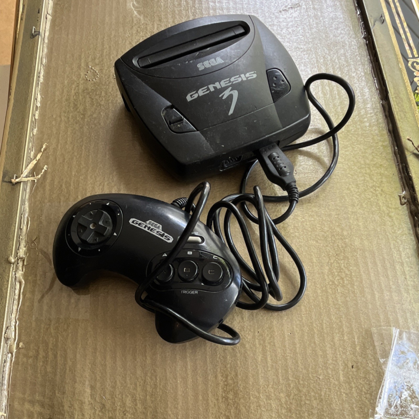 SEGA Genesis 3 Black Console Composite RCA Cartridge Slot w/ Controller