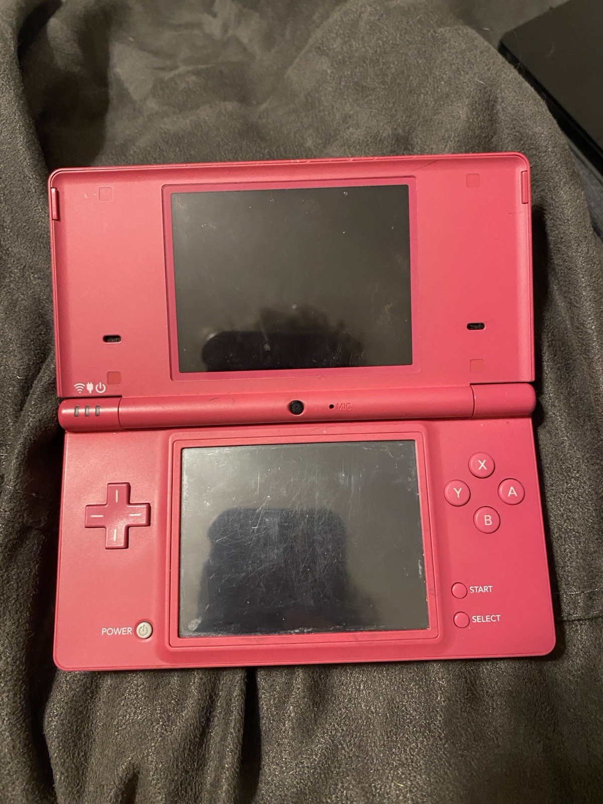 Nintendo DSi Red Handheld System w/ Built-In Mic, 256MB, Region Free TWL-001