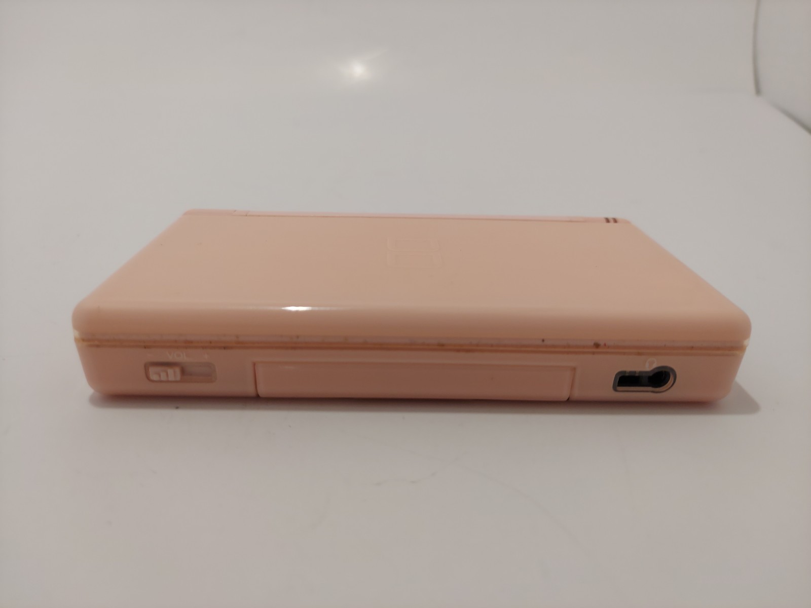 Nintendo DS Lite Console – Coral Pink With Charger, Stylus, And Games – TESTED