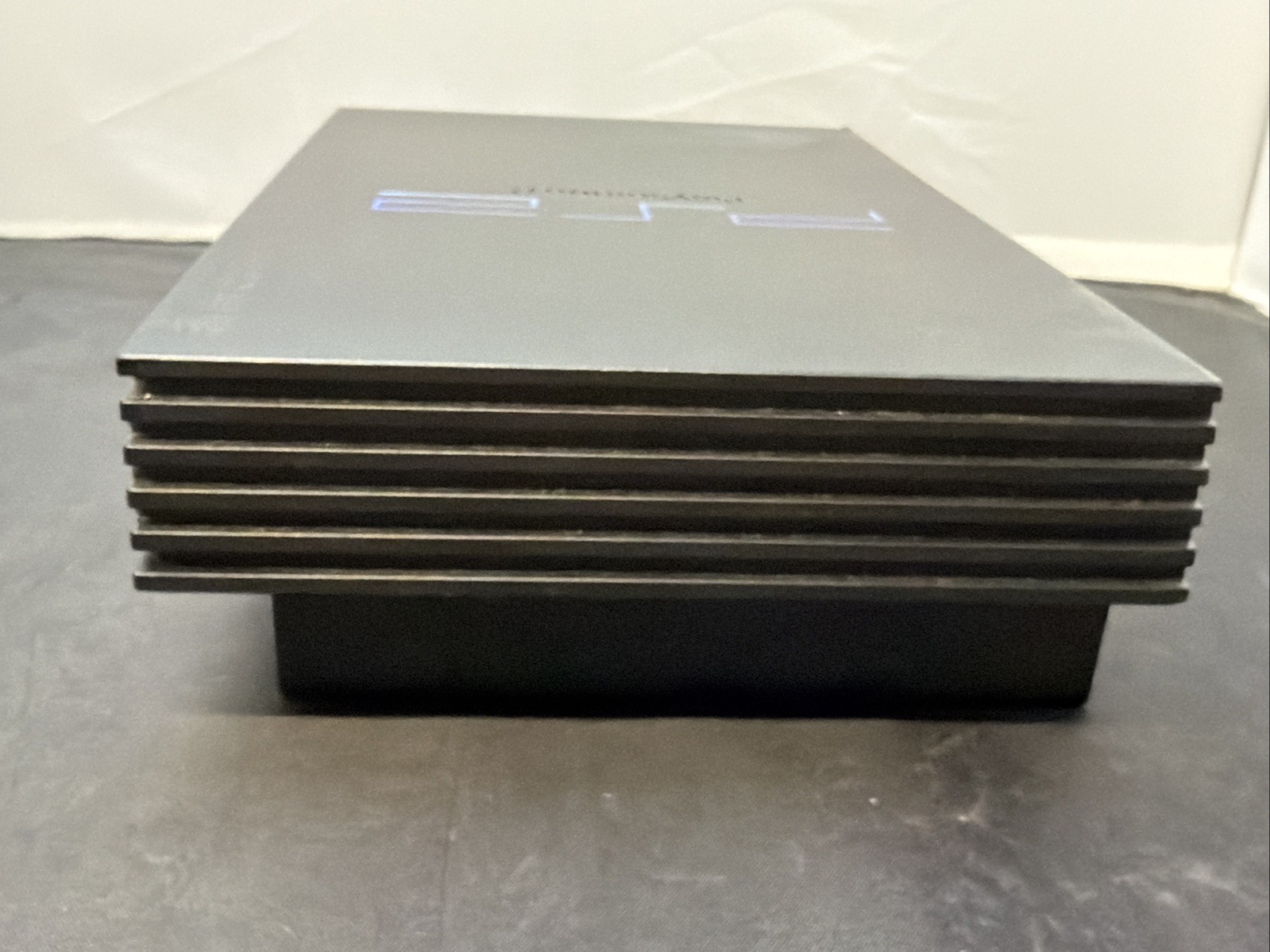 Sony PlayStation 2 SCPH-30001 PS2 Fat Console Only Parts/Repair Powers On
