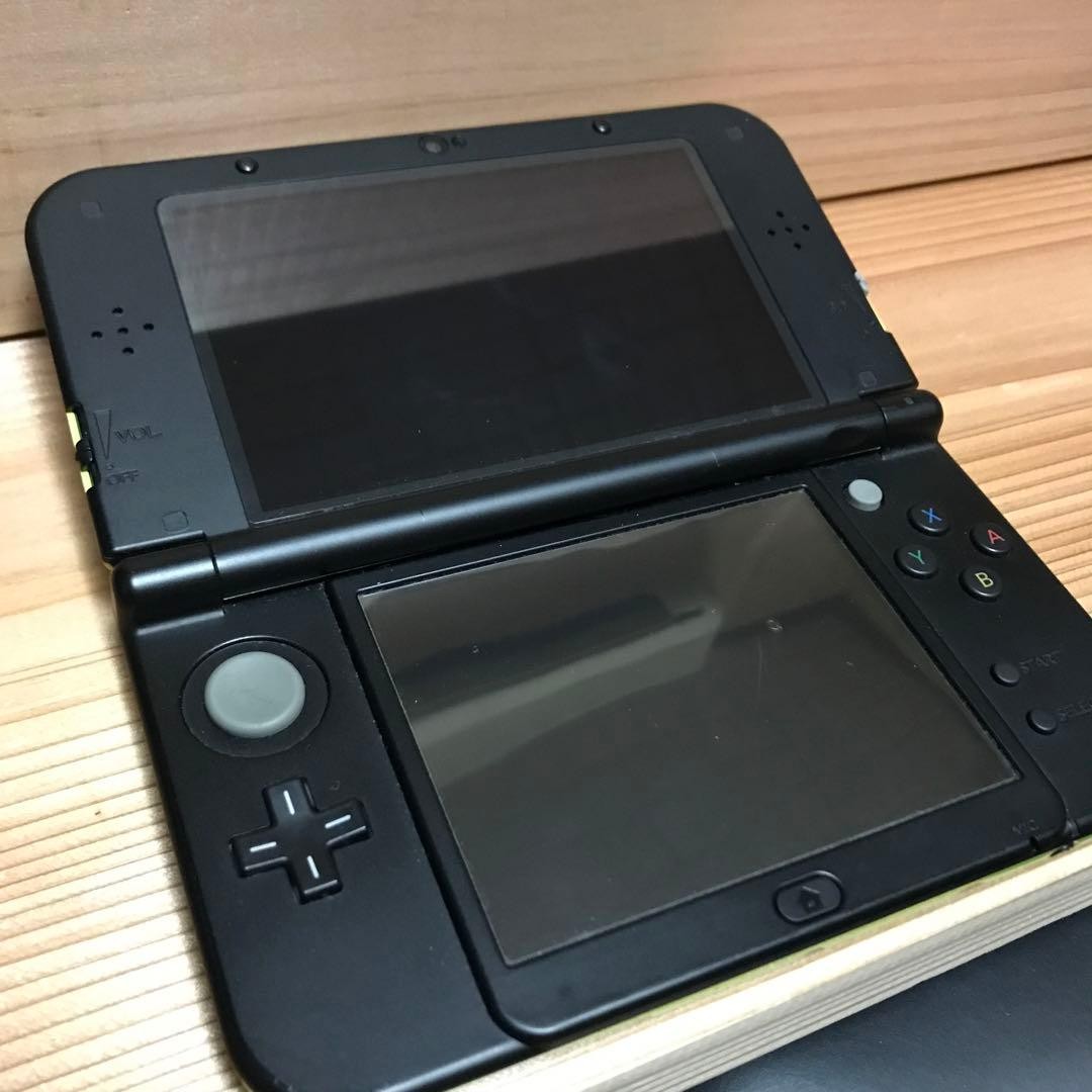 Nintendo New 3DS XL Lime Green Black Console Japan Region Locked Tested JPN