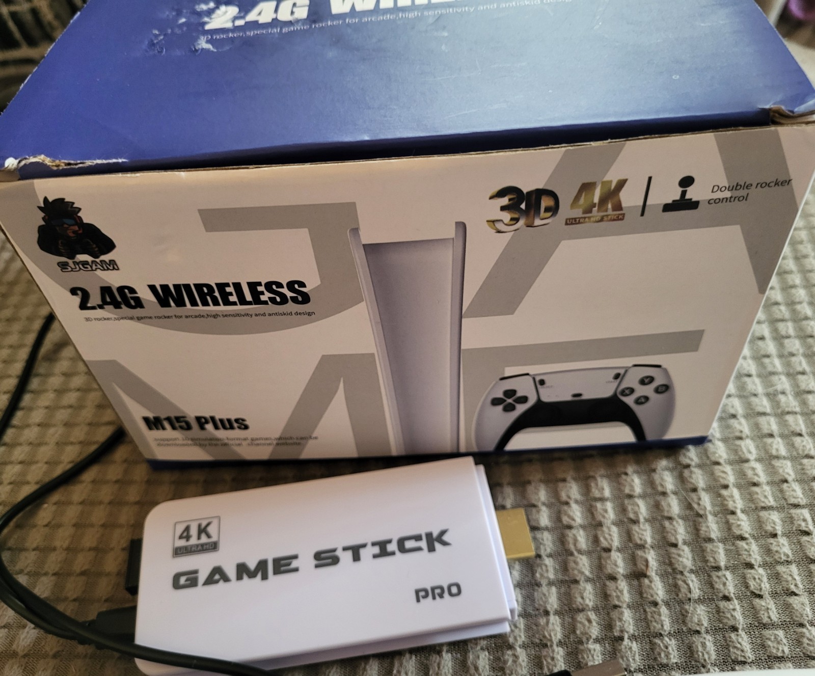 M15 Plus 2.4G Wireless SJGAM Game Controller TWO Plus Game Stick 4K