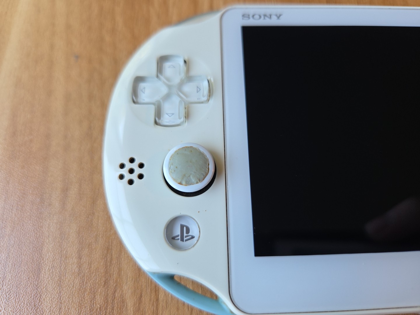 Sony PlayStation PS Vita PCH-2000 Light Blue with charger US SELLER
