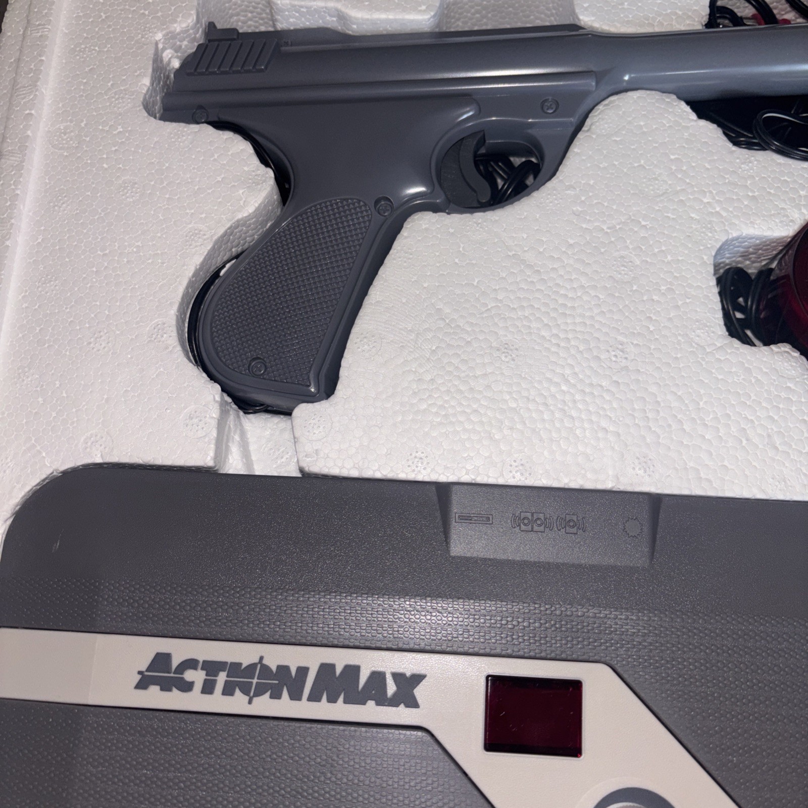 1987 ACTION MAX The First Real Action Game System WOW Over Rare #graves