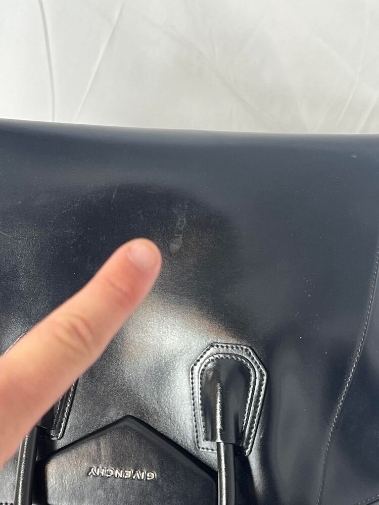 Givenchy Antigona Medium Bag Tote (321810)