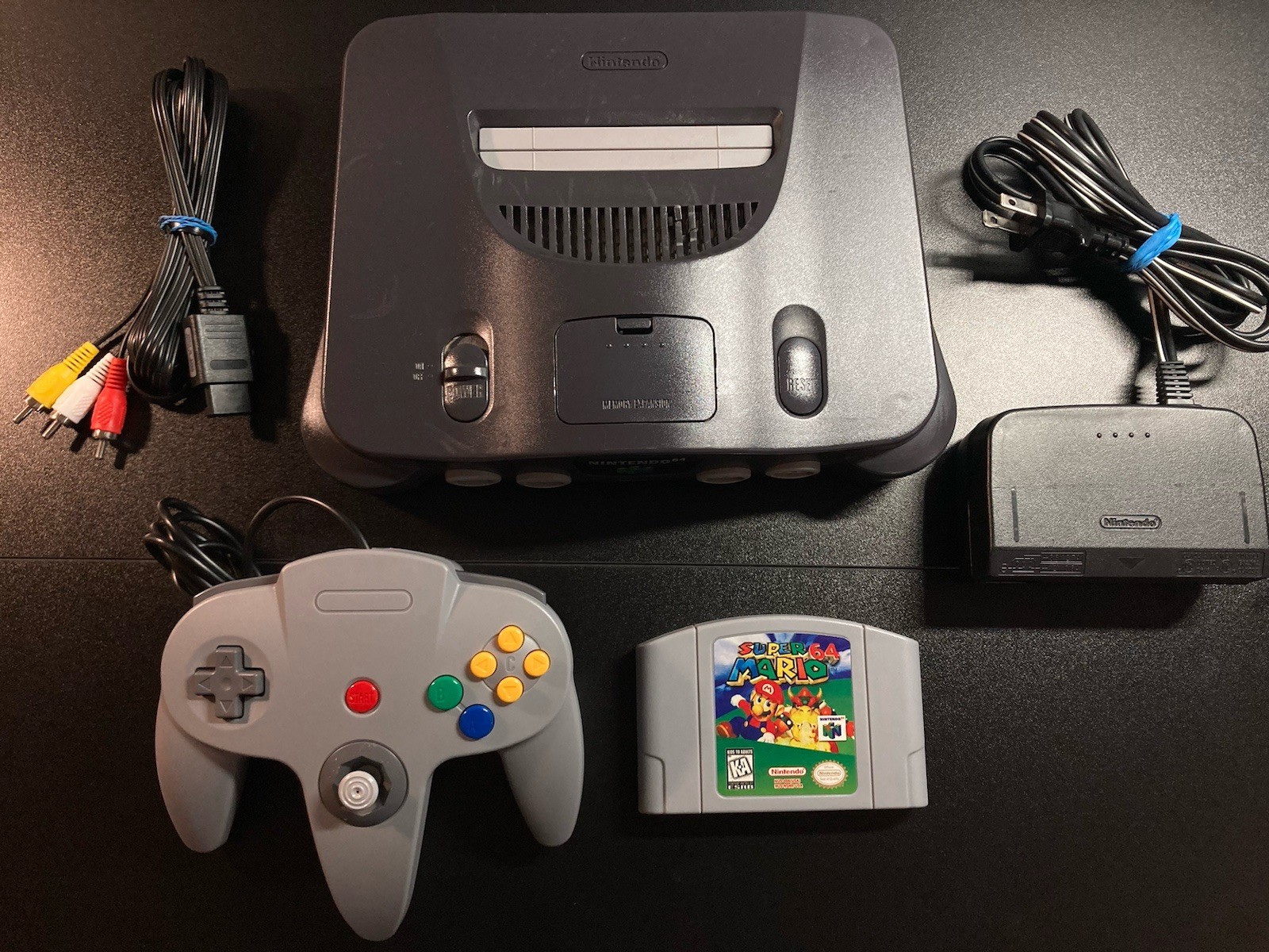 Nintendo 64 N64 Console + Super Mario 64+Controller+Cords