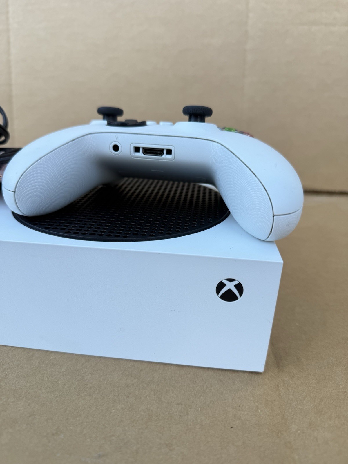 Microsoft Xbox Series S 512GB White Console Tested Working w/ Controller & Cable