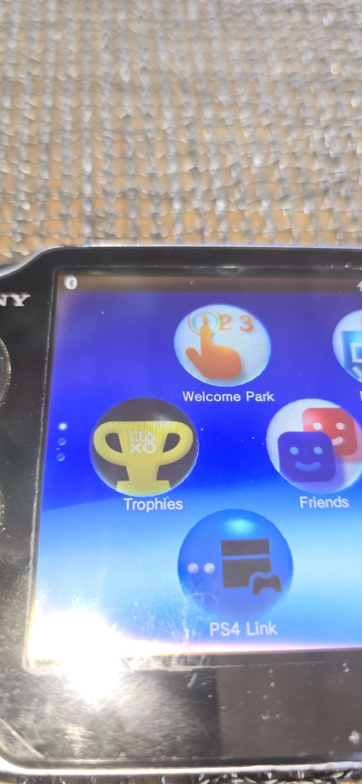 Sony PS Vita PCH-1001 model in good overall condition Please Read Description