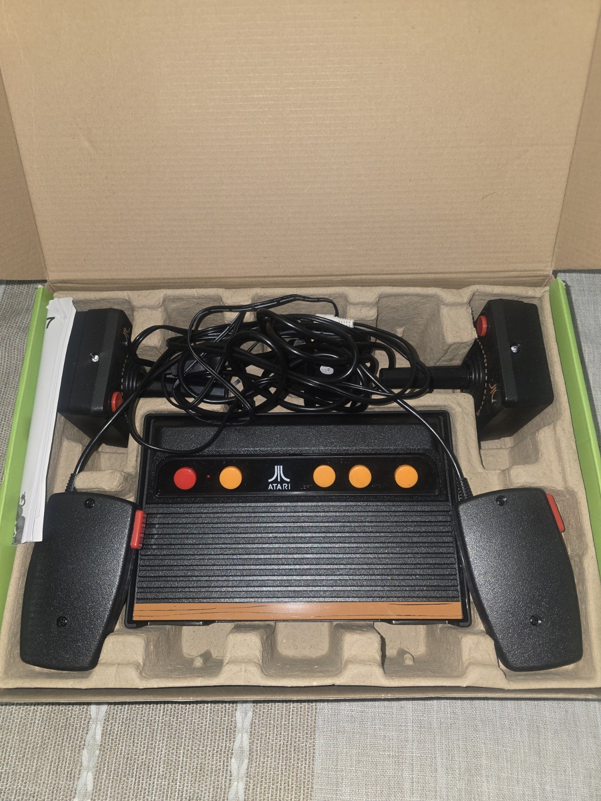 Atari Flashback 7 Deluxe Home Console 101 Built-In Games Wireless, Black