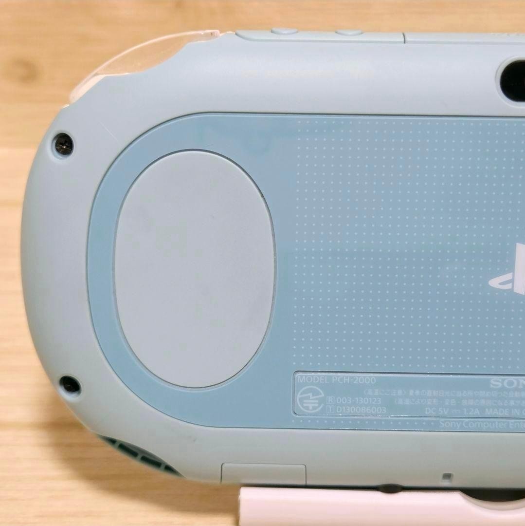 Excellent PS Vita Light Blue White PCH 2000 ZA14 Console CIB Boxed Tested