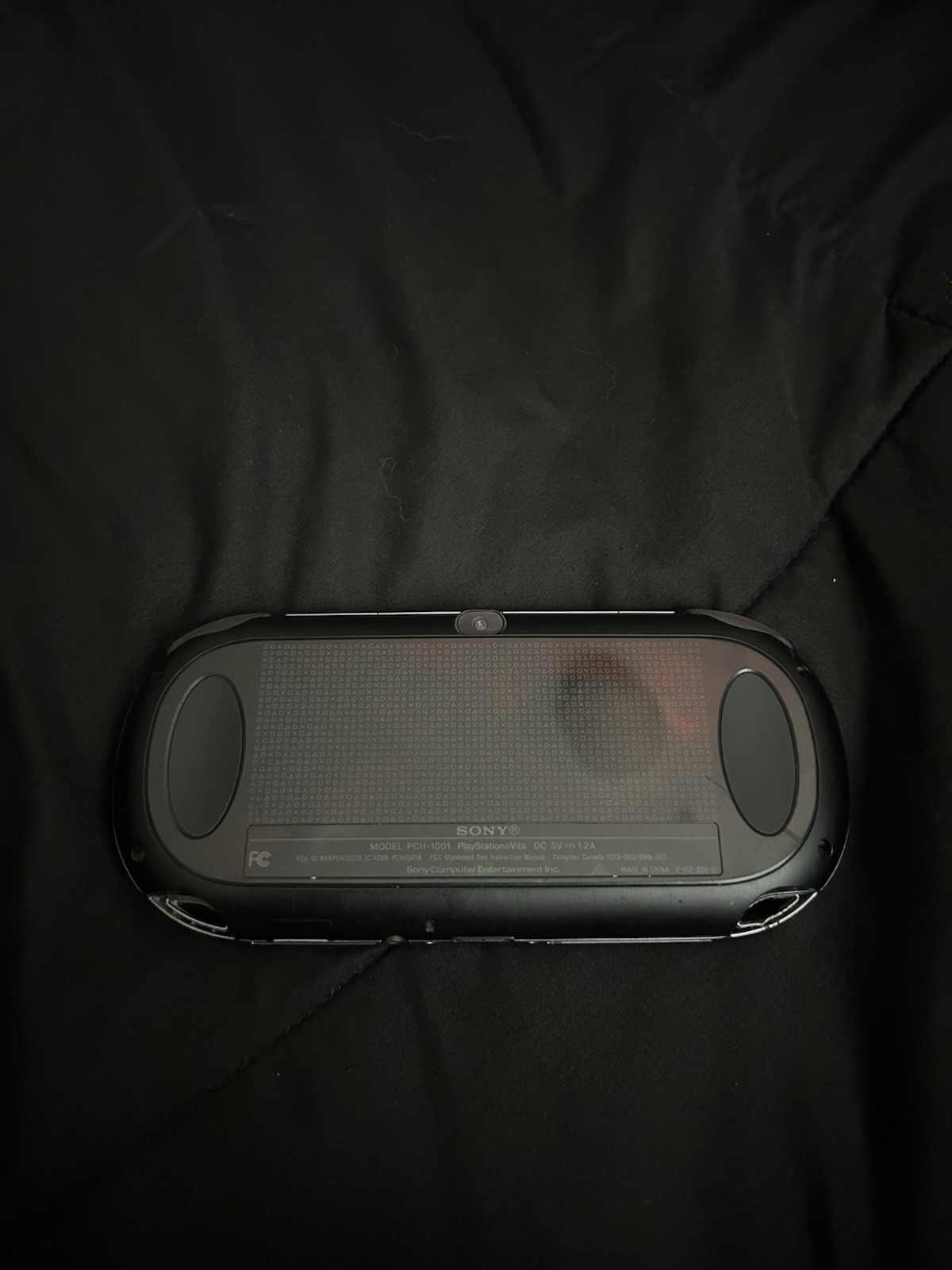 Sony PS Vita PCH-1001 Black System with Wi-Fi Touchscreen Headphone Jack
