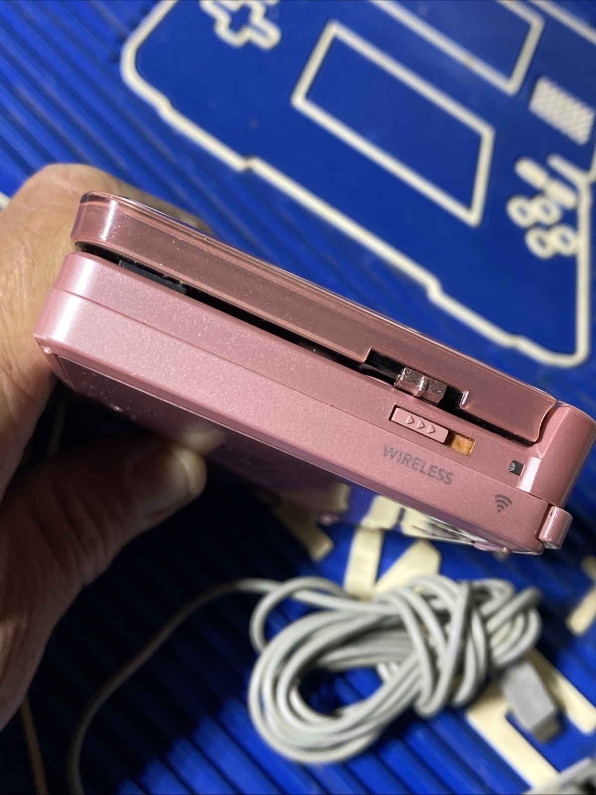 Nintendo 3DS «Pearl Pink» OEM Charger, 2GBcard, Mario tennis game. tested A-1