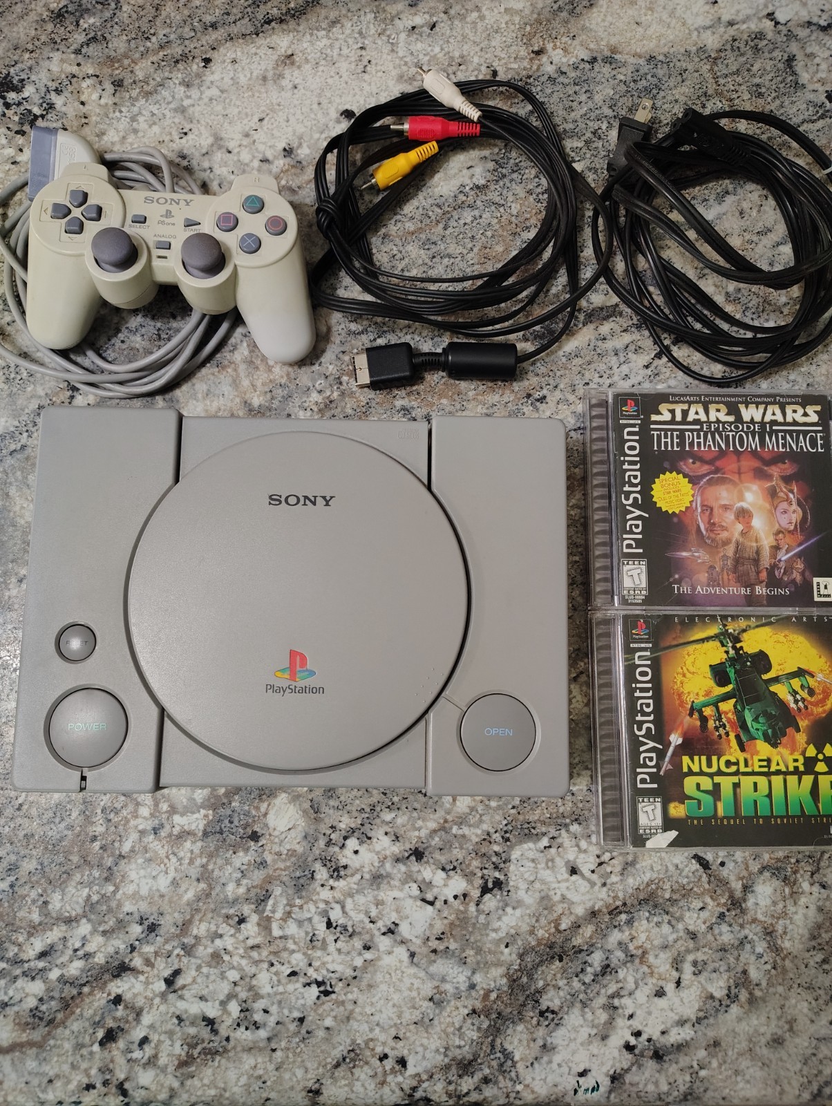 Sony PlayStation PS1 Console Bundle – Controller, Cables & 2 Games