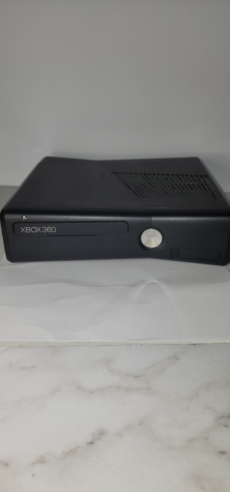 Microsoft Xbox 360 S Gaming Console -Tested- No Plugs