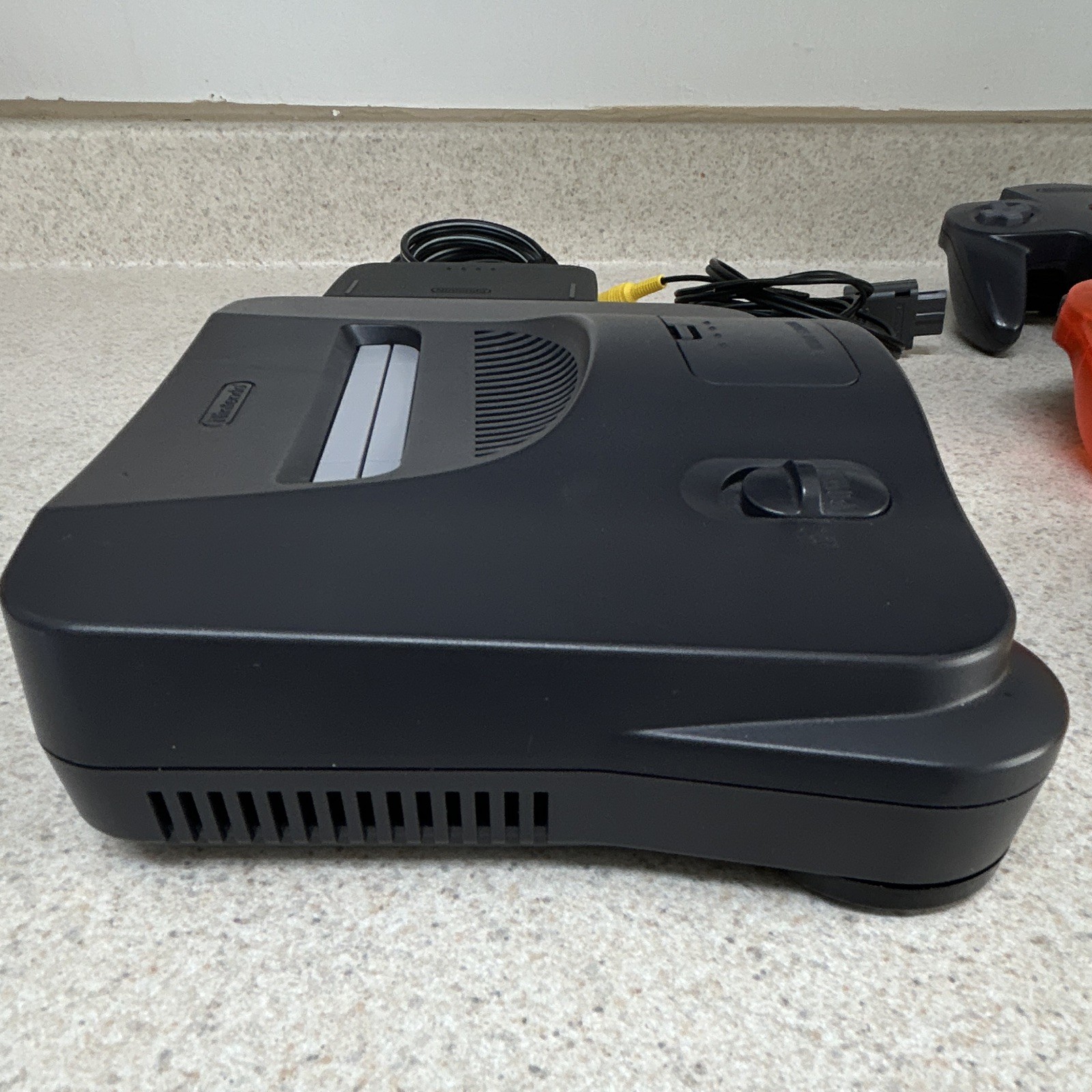 RGB Nintendo 64 NUS-001(USA) Console Black w/ 3 Controllers AV Cable Power