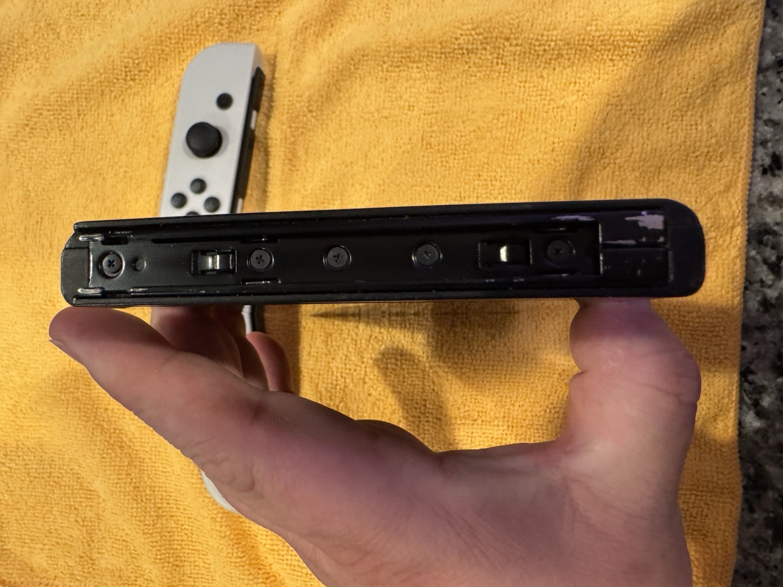 Nintendo HAC-001 Switch Console. Everything Works But Speakers.