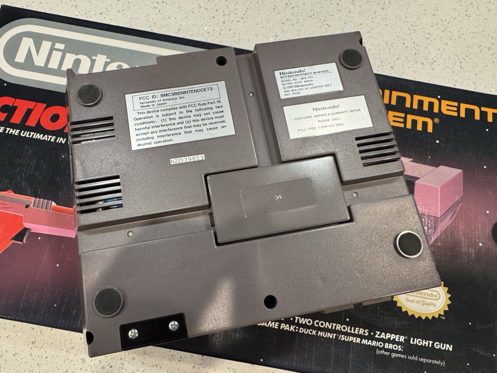 EXCELLENT CONDITION !!! Nintendo Entertainment System Action Set