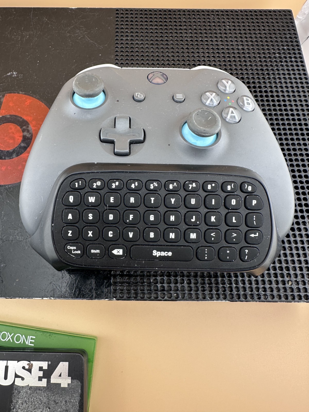 Microsoft Xbox One Model 1681 Console w Controller & Wireless Mini Keyboard