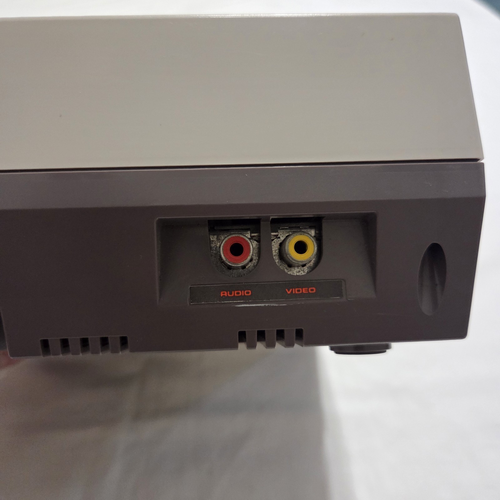 Original Nintendo NES NES-001 Console w/ 2 Controllers & Cables – Tested