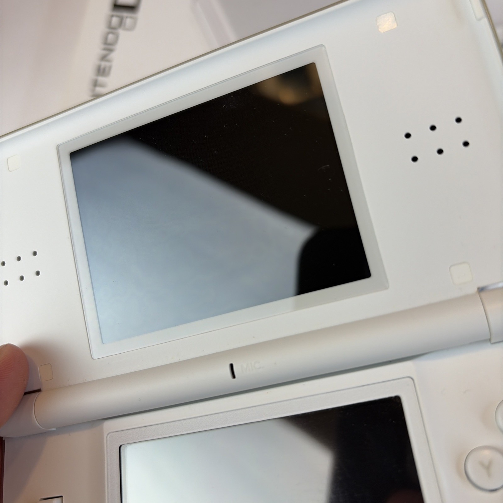 Nintendo DS Lite Polar White Handheld System Complete In Box Tested CIB