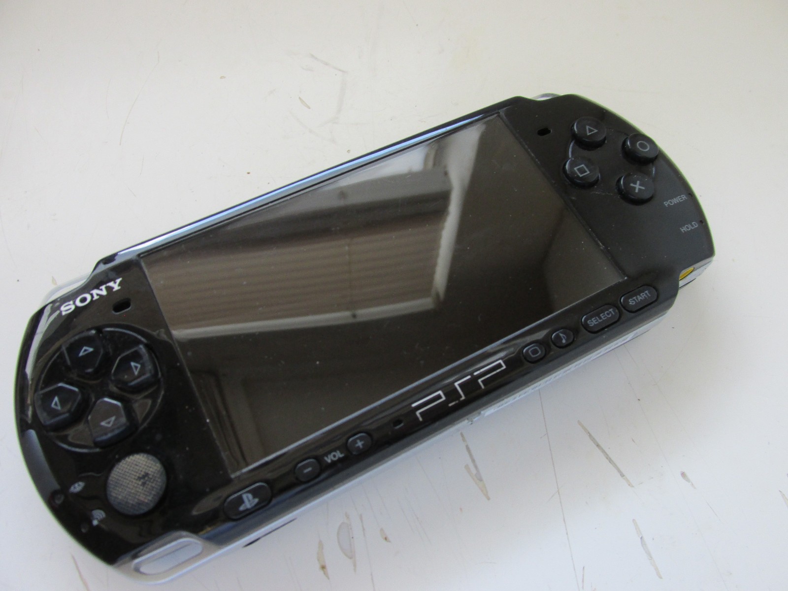 Sony PSP-3001 Handheld Console W/ Charger & 1 Disc Tested Working.
