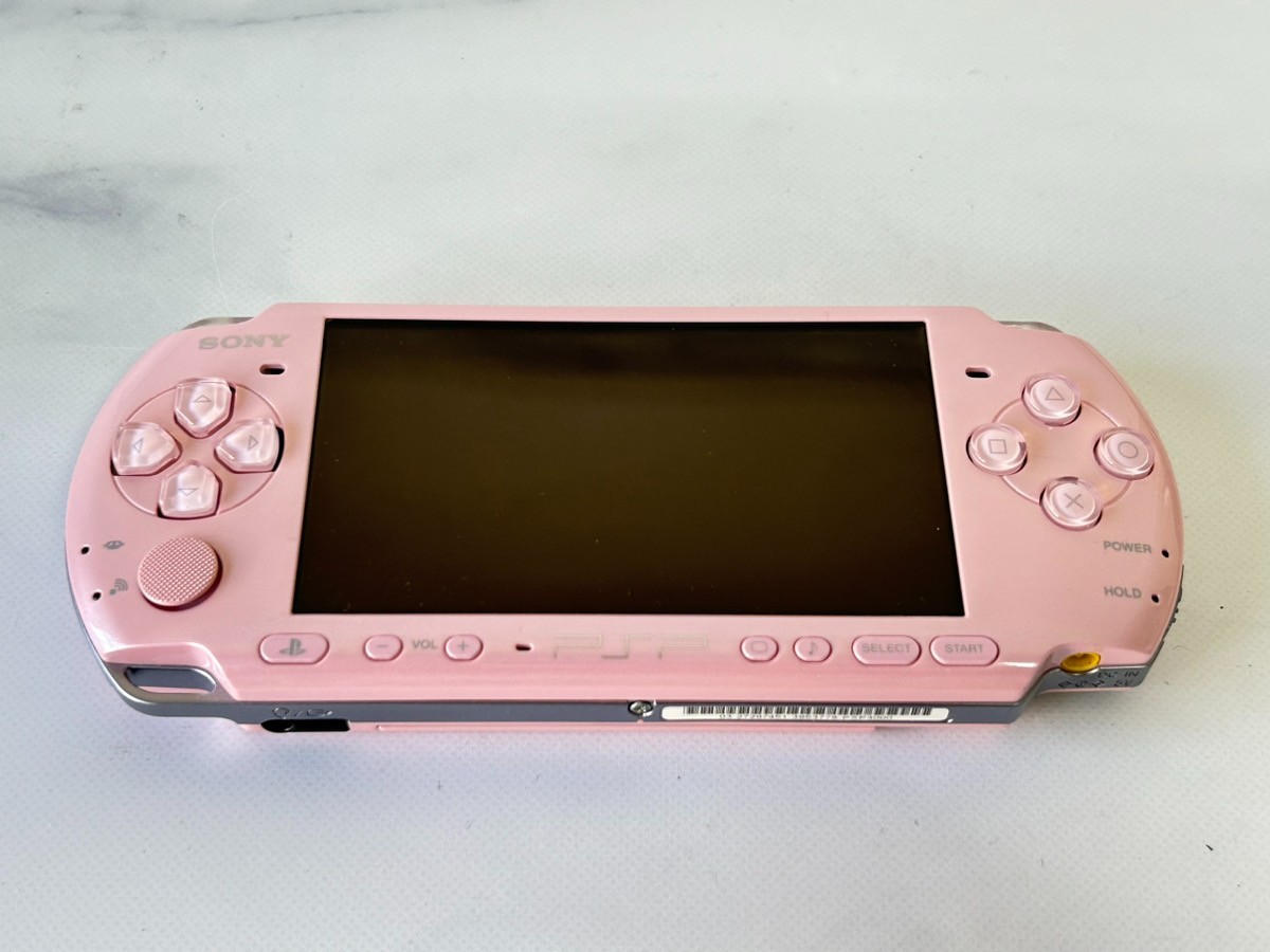Sony PSP-1000 2000 3000 Console region free / Charger + Battery + Memory Stick