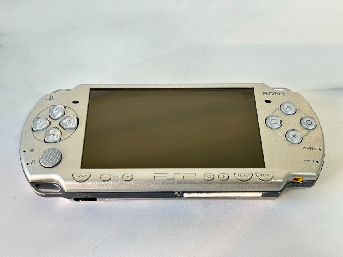 Sony PSP-1000 2000 3000 Console region free / Charger + Battery + Memory Stick