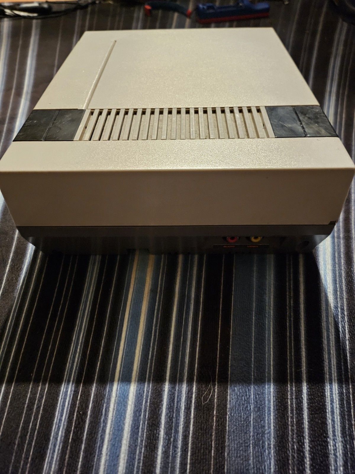 Nintendo Entertainment System Great Shape Tested 2 Controllers NES-001 Console