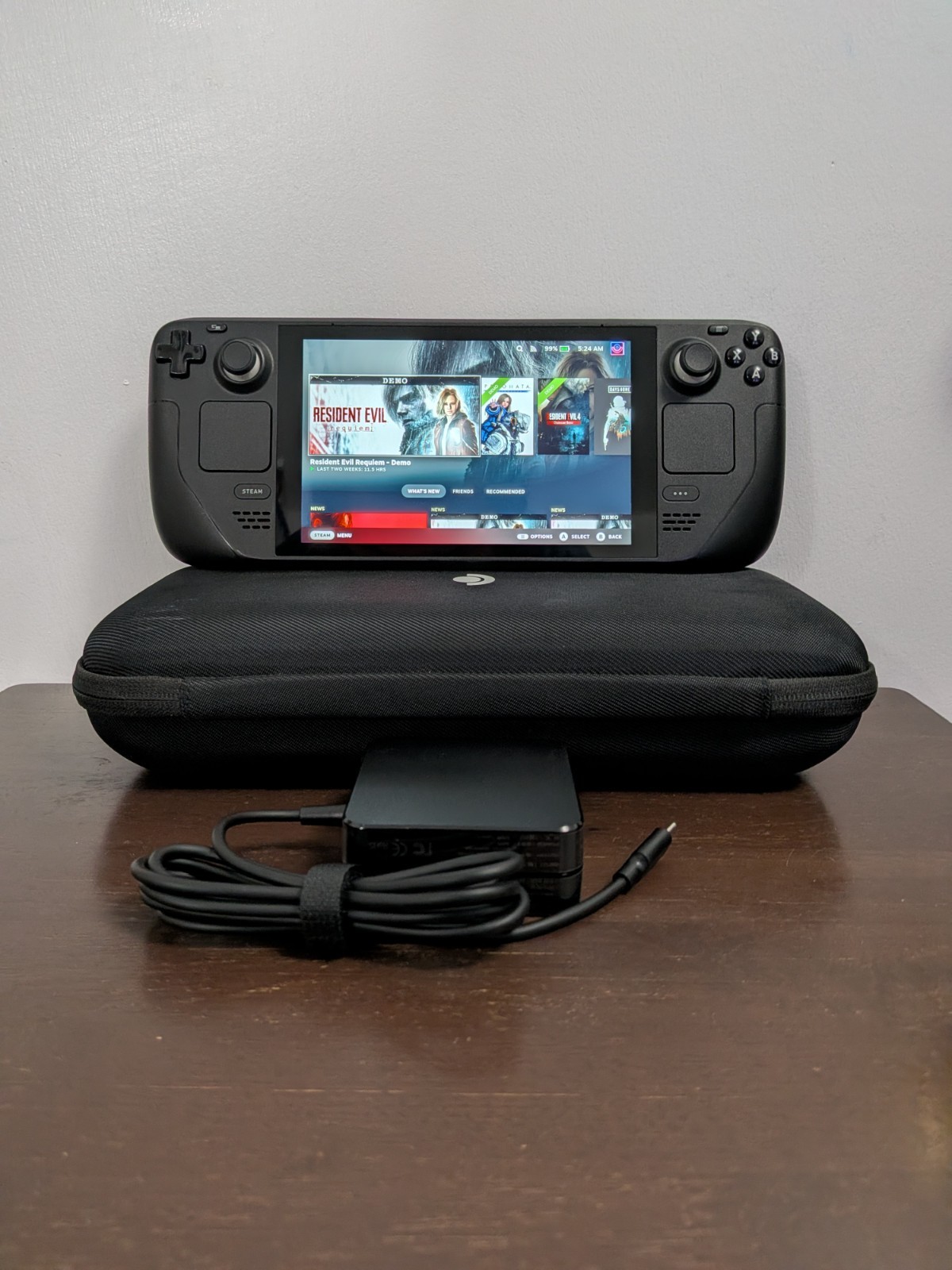 Valve Steam Deck 256GB Charger & Carrying Case (pics are of exact item)