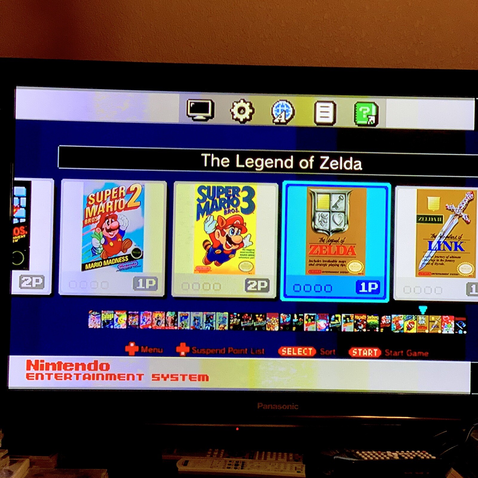 Nintendo NES Classic Edition CLV-001 Mini Console System W/ 1 Controller Tested