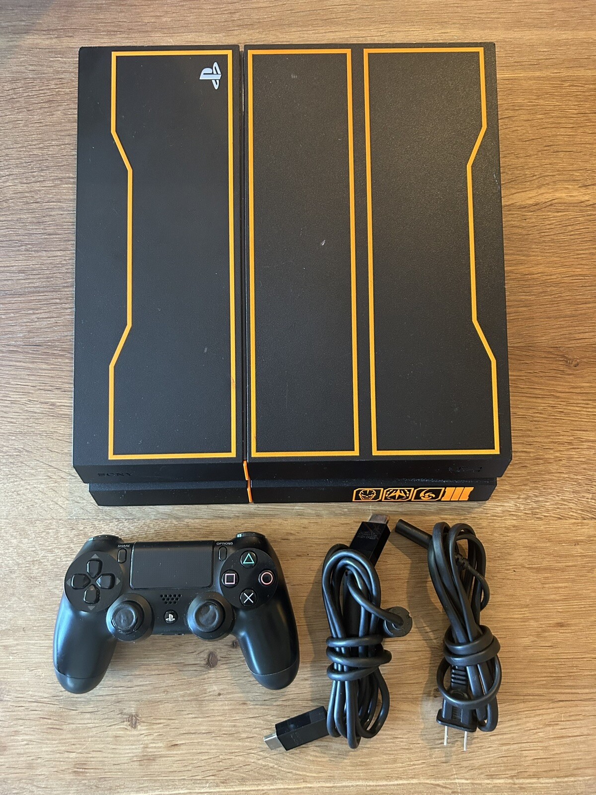 Sony PlayStation 4 CUH-1215B Call Of Duty Black Ops 3 Edition 1TB Console PS4 