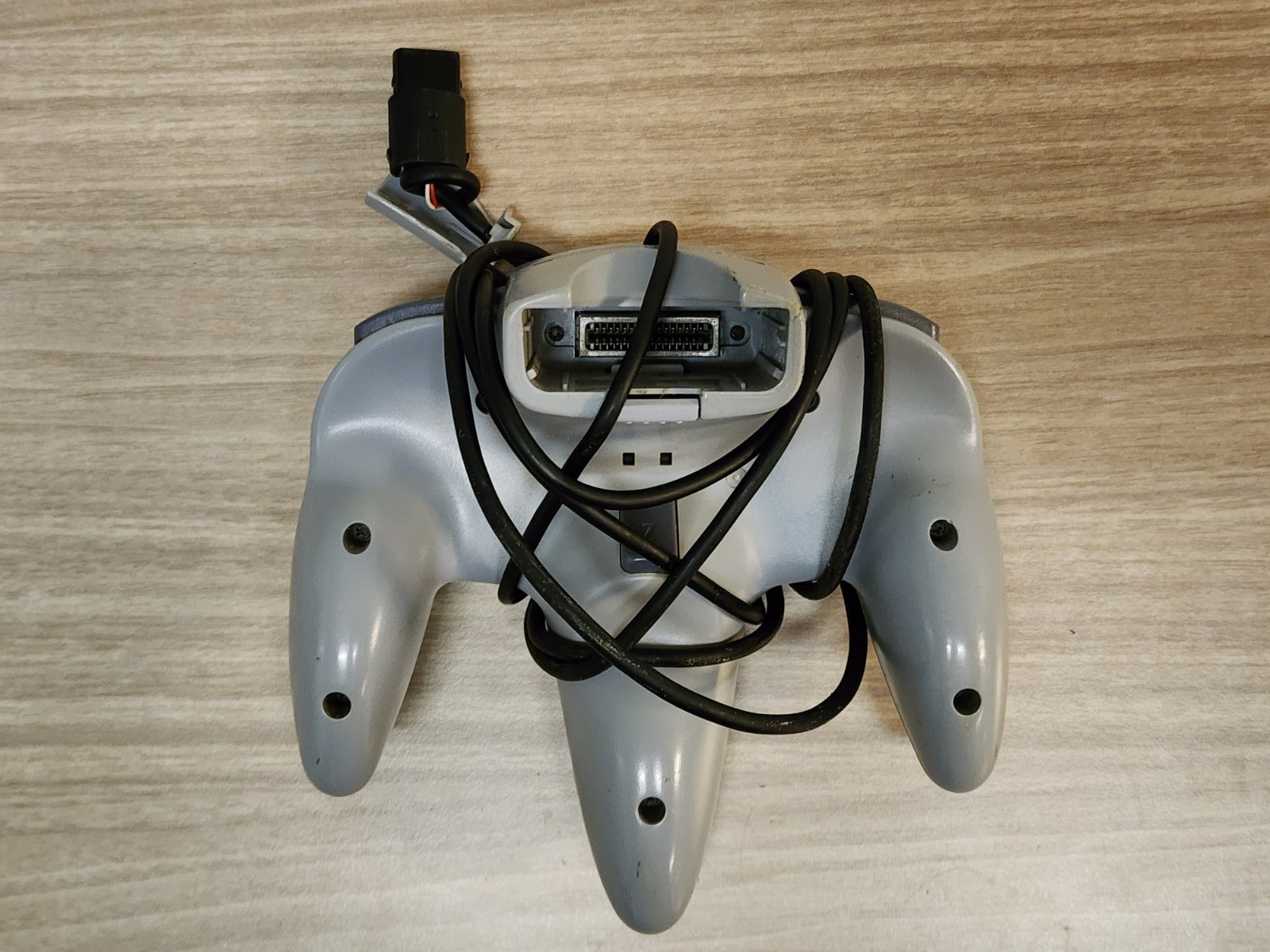 Nintendo 64 System 32MB Home Console – Charcoal Gray