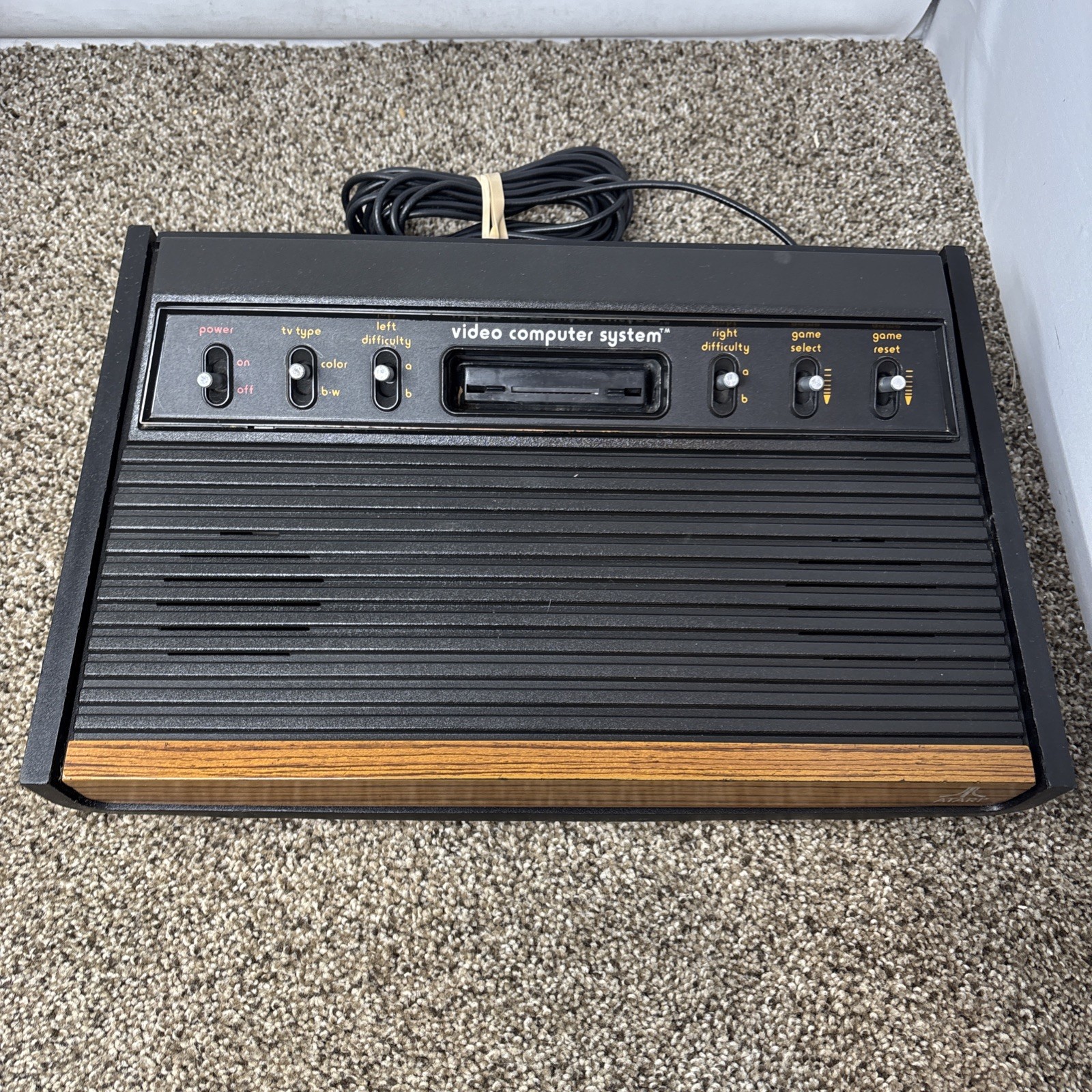Atari 2600 Heavy Sixer Console In Box Chess Piece Box Tested Works Bundle