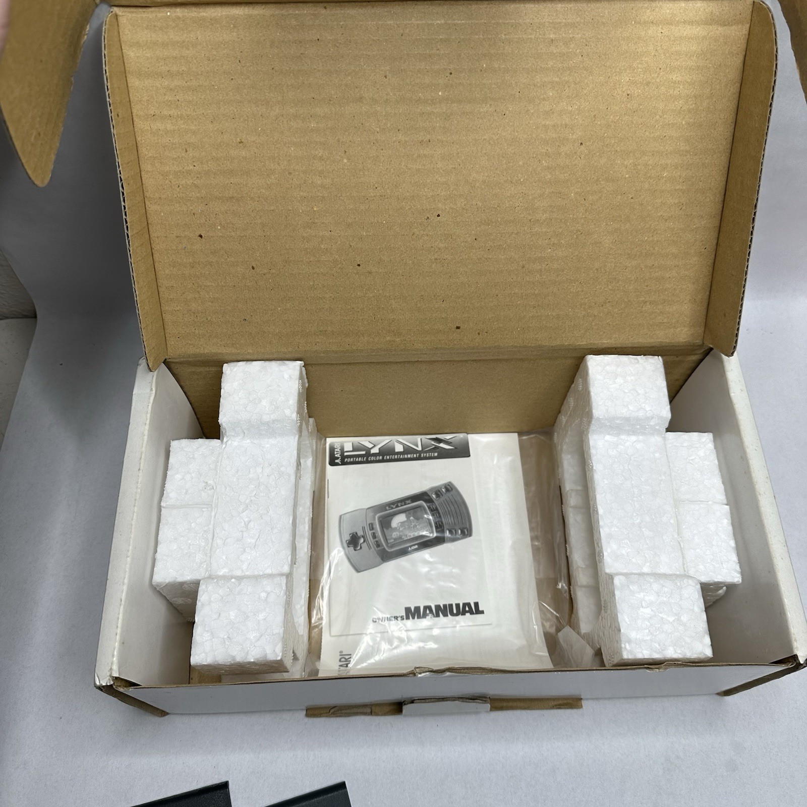Atari Lynx Gaming System with Original Box Tested and Games Power Cord READ
